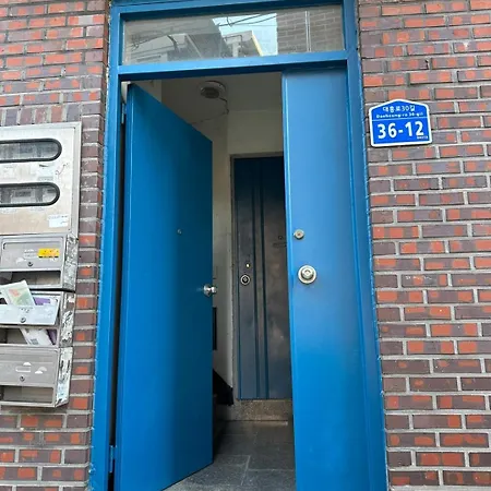 Stay Rock 樂 2 Room 3 Beds 3 Min From Ewha Univ Stn 首爾 外观 照片