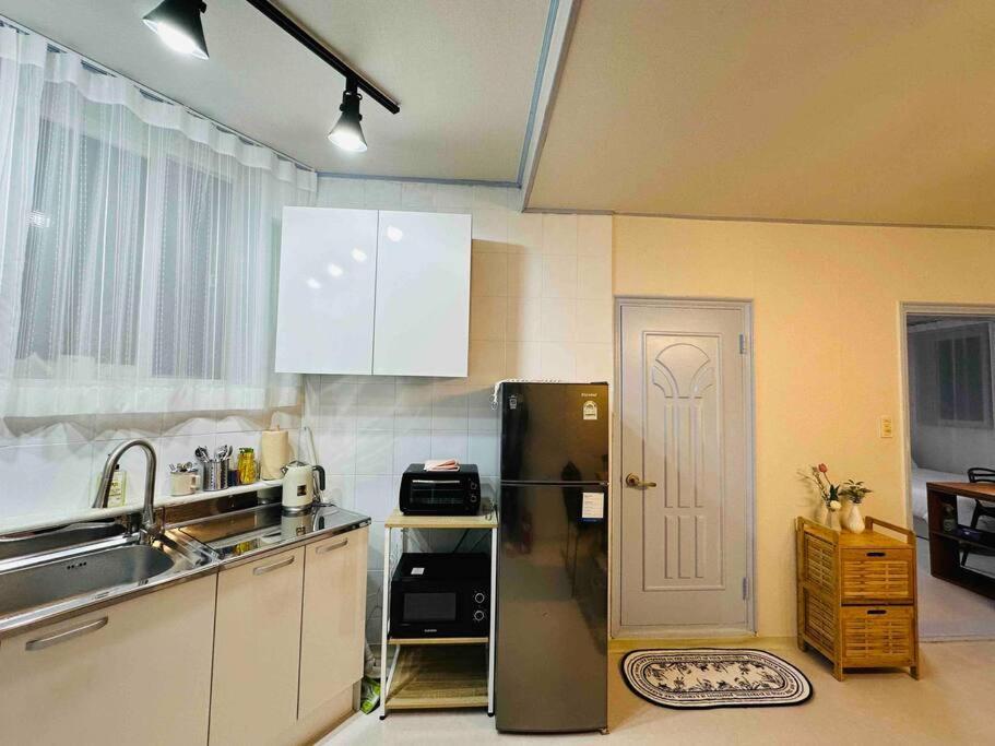 Apartment Rock 樂 2 3 Beds 3 Min From Ewha Univ Stn